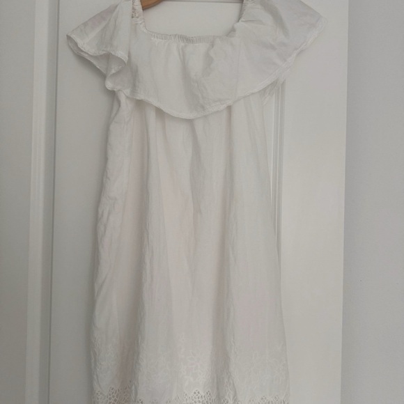 Old Navy women’s white ruffle off shoulder eyelet detail dress size medium 8 10 - Picture 1 of 3